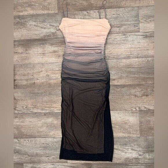 ZARA BLOGGER FAVE!!! Fitted Gradient Midi Dress NWT 🤍 - Picture 15 of 16